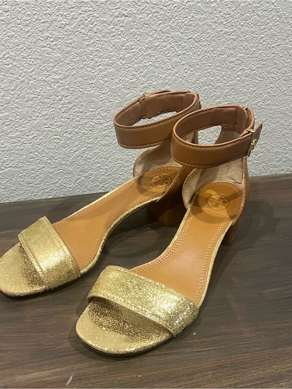 Tory Burch | Tana Ankle Wrap City 2” Heels Leather Block Heel Tan Gold